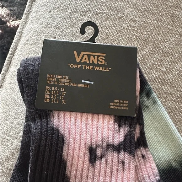 Vans | Men’s Tie-Dye Socks - Picture 5 of 7